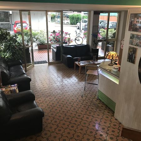 Hotel Mirella 리미니 외부 사진