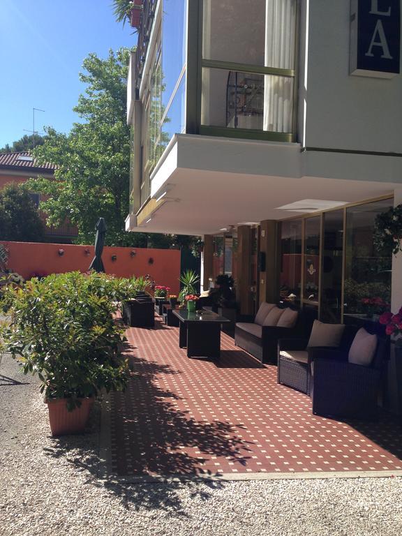 Hotel Mirella 리미니 외부 사진