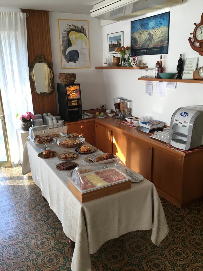 Hotel Mirella 리미니 외부 사진